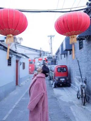 王智清秀甜美街拍图片_8