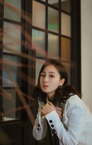 叶青复古妩媚写真图片_1