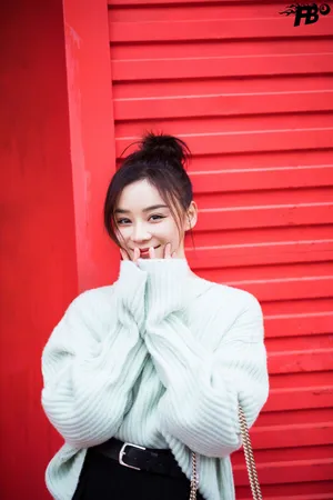 袁姗姗时髦甜美街拍图片_3