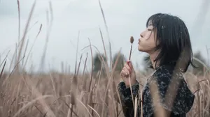 赵圆瑗田野意境写真图片_1