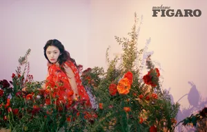 林允少女感杂志内页写真图片_5