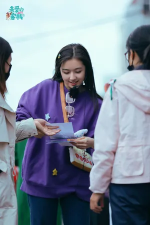 李兰迪《亲爱的客栈》甜美剧照图片_2