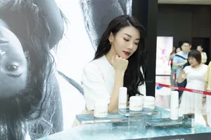 程晓玥海蓝之谜活动照图片_1