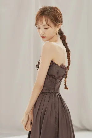 李一桐温婉性感写真图片_5