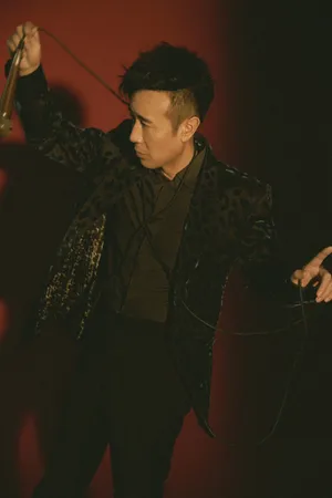 于和伟帅气型男写真图片_3