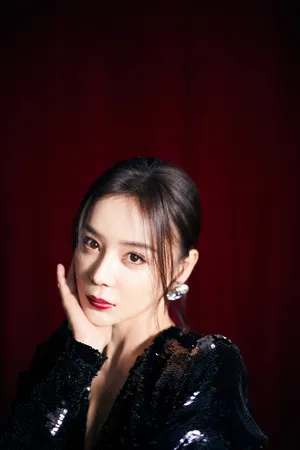 袁姗姗深V星辰礼服写真图片_4