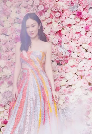 霍思燕彩虹裙唯美浪漫写真图片_3