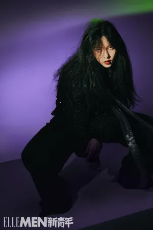 宋妍霏性感甜酷写真图片_4