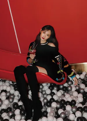 彭小苒性感妩媚写真图片