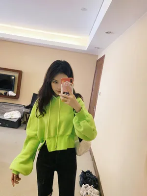黄一琳居家私服自拍照图片_4