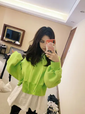 黄一琳居家私服自拍照图片_8