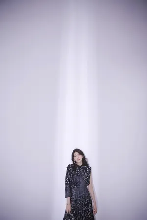 梁洁灵动少女感写真图片