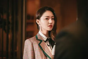 黄梦莹格纹西装飒美写真图片_2