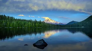 高清山川湖泊美景图片_8