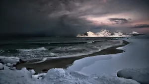 海边冰雪风景图片_2