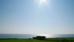 天空刺眼的阳光太阳图片_9