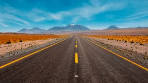 高清笔直的公路图片_11