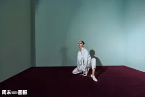 辛芷蕾时尚硬照大片写真图片
