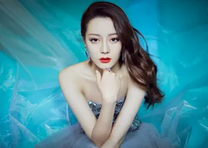 迪丽热巴柔美靓丽写真图片_2