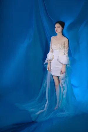李沁纱裙性感仙气写真图片_3