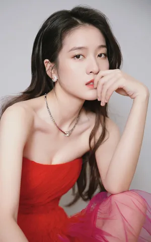 张雪迎美艳动人写真图片_3