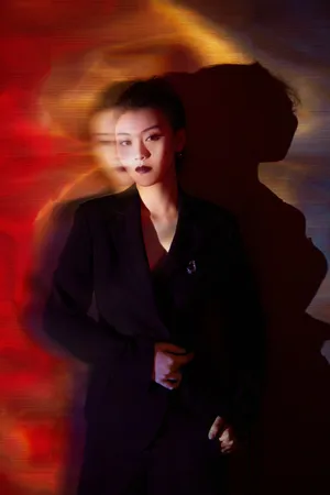 尚语贤质感西服英气写真图片_5