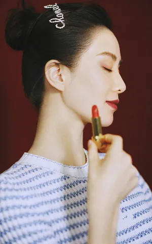 刘诗诗精致优雅写真图片_1