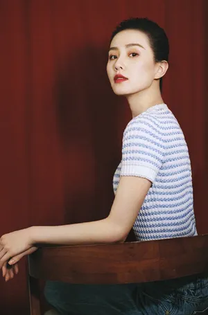 刘诗诗精致优雅写真图片_3