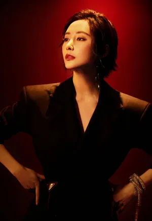 李纯飒爽气质写真图片_2