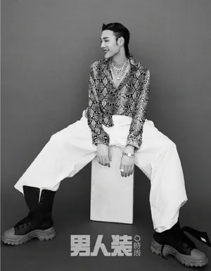 袁昊黑白光影封面大片写真图片_5