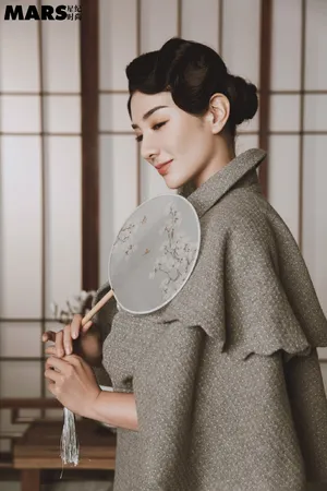 黄奕复古典雅写真图片_3