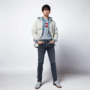 李现简单自然运动风写真图片