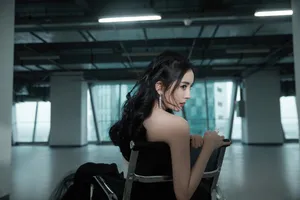 杨幂优雅身姿性感迷人活动照图片_4