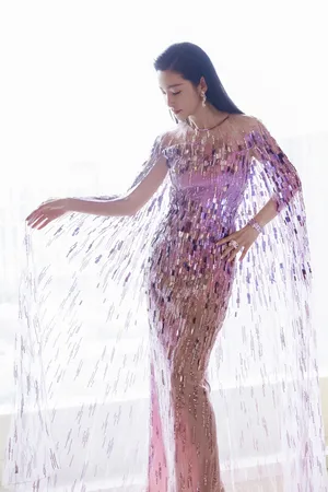 李冰冰2019微博之夜性感图片_1