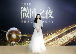 章若楠微博之夜少女感写真图片_8