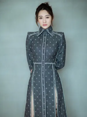 李小冉微博之夜性感迷人写真_3