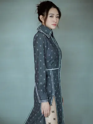 李小冉微博之夜性感迷人写真_8
