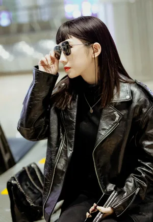 孟美岐黑色系超A酷美写真图片_7