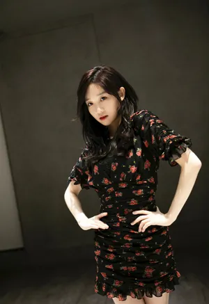 李子璇个性甜酷写真图片_3