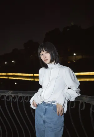 王佳宇夜场随性街拍写真图片
