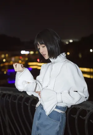 王佳宇夜场随性街拍写真图片_2