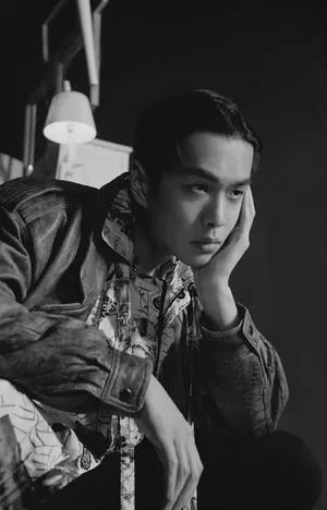 张若昀个性复古时尚写真大片_13