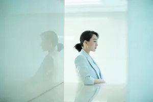 马苏优雅干练写真图片