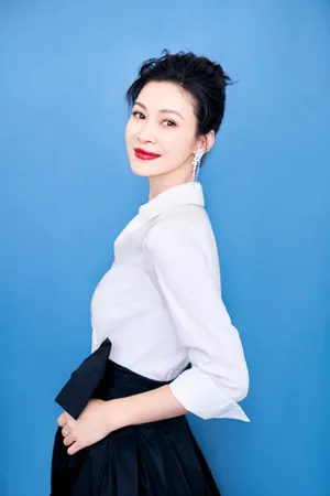 童蕾优雅气质写真图片