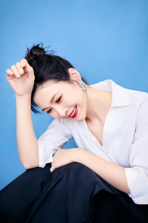 童蕾优雅气质写真图片_3