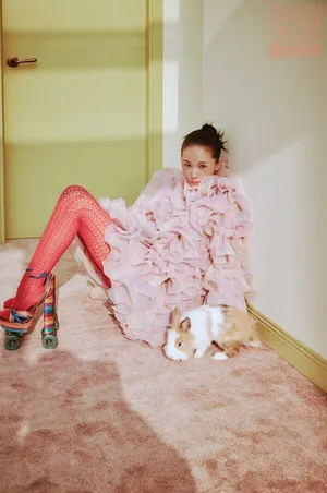王子文性感迷人杂志写真图片_3