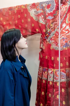 杨子姗时尚干练写真图片