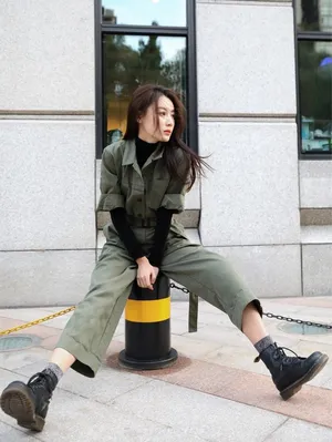 张雅卓清秀甜美街拍图片_1
