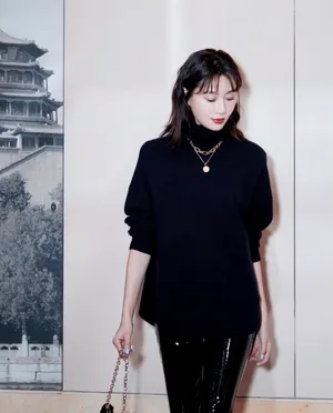 李斯羽甜酷时尚写真图片_3