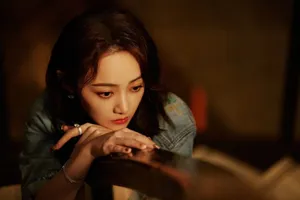95后演技派小花吴佳怡性感图片_8